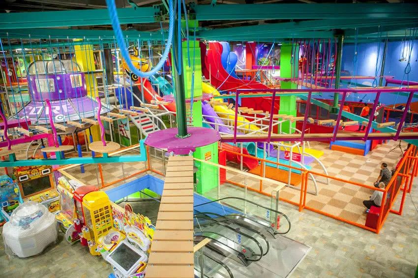 超4000平米的北京动力星球乐园,弹性立体迷宫,7米高魔鬼滑梯,火箭飞艇